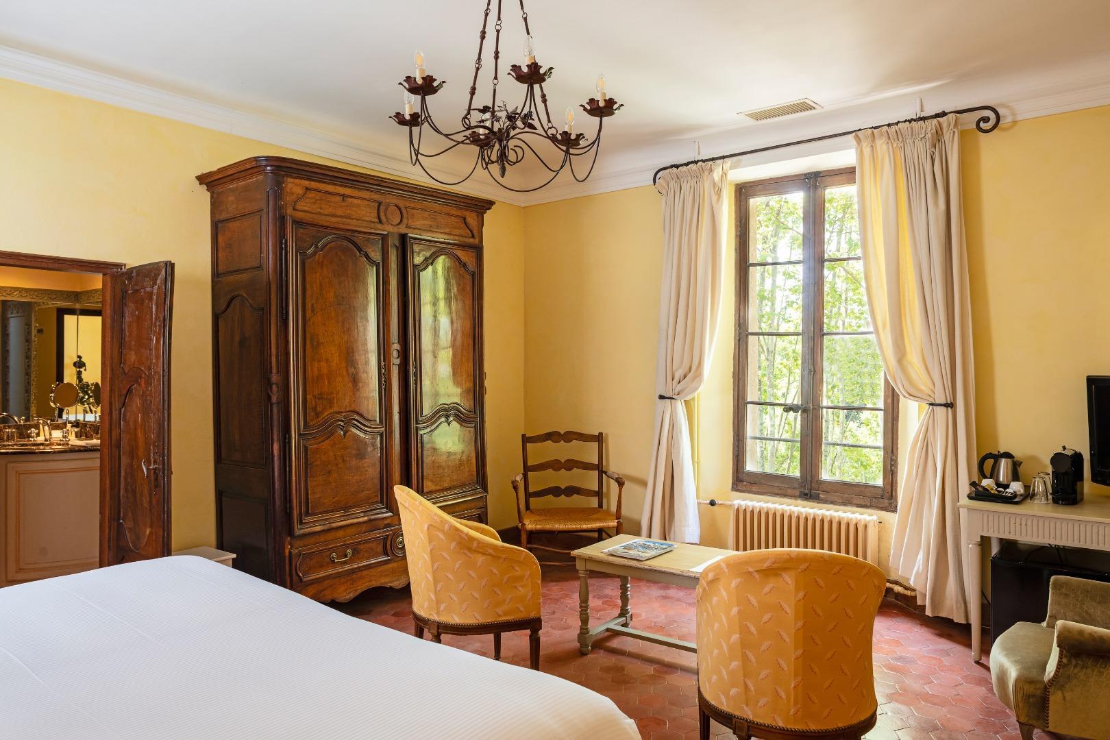 Hotel La Magdeleine - Mathias Dandine Gémenos Esterno foto