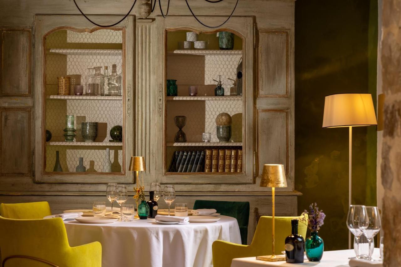 Hotel La Magdeleine - Mathias Dandine Gémenos Esterno foto