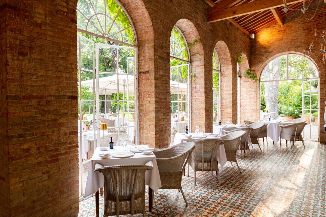 Hotel La Magdeleine - Mathias Dandine Gémenos Esterno foto