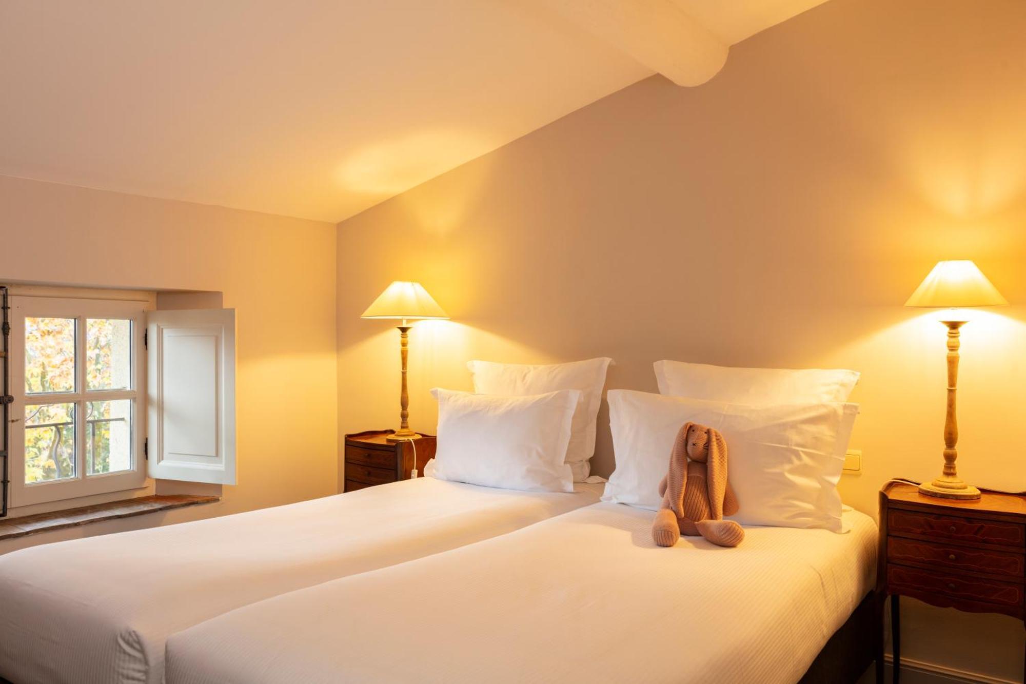 Hotel La Magdeleine - Mathias Dandine Gémenos Esterno foto